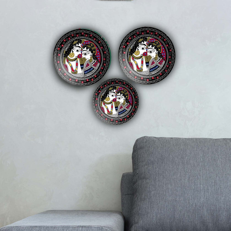 Krishn Radha Madhubani Wall Plates Painting Set of Three