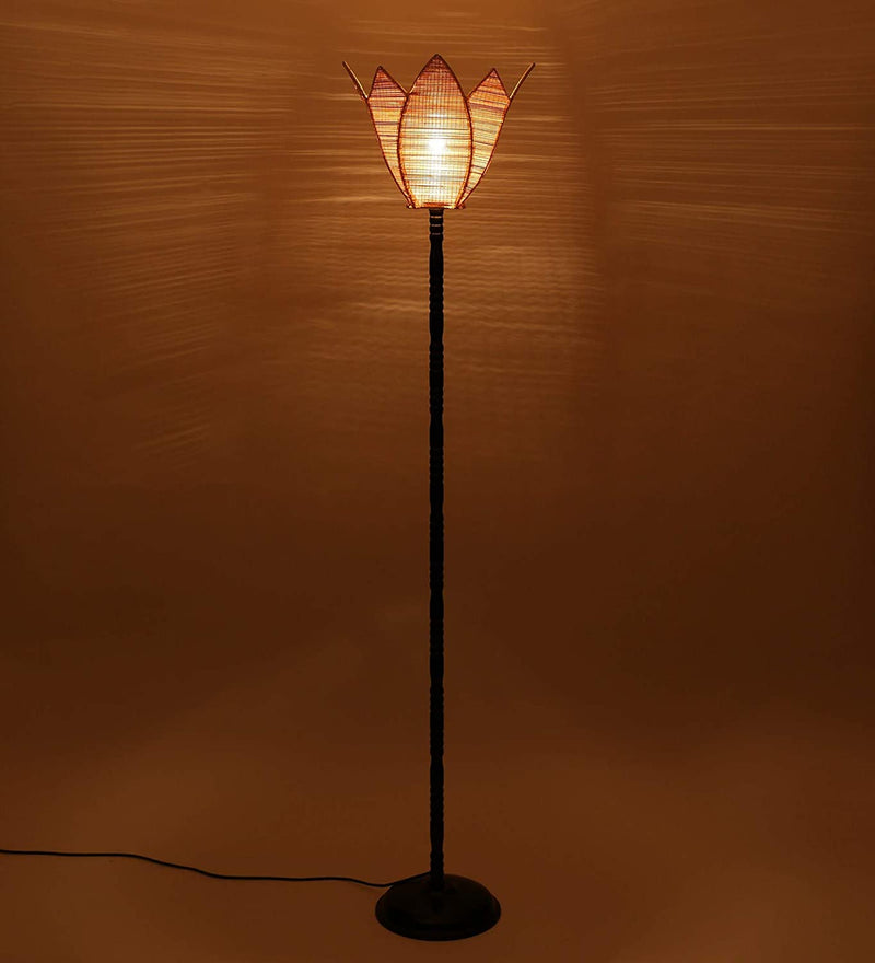 Lotus Bamboo Designer Fashionable Iron Floor Lamp (Bamboo)