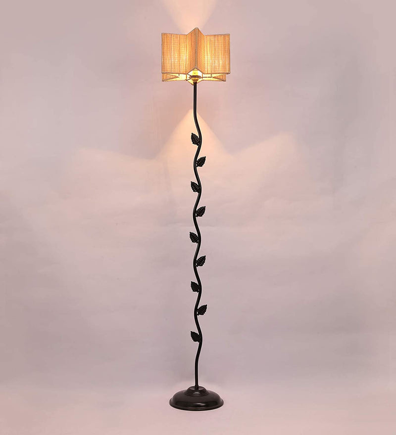 Bamboo Star Leaf Iron Floor Standing Lamp (Natural)