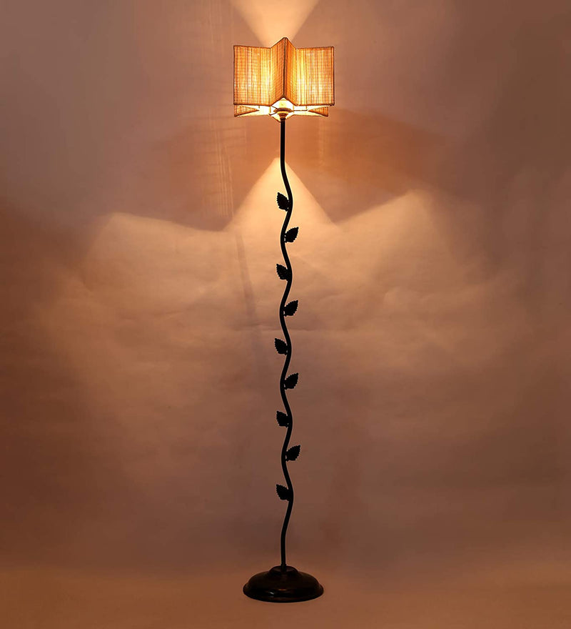 Bamboo Star Leaf Iron Floor Standing Lamp (Natural)