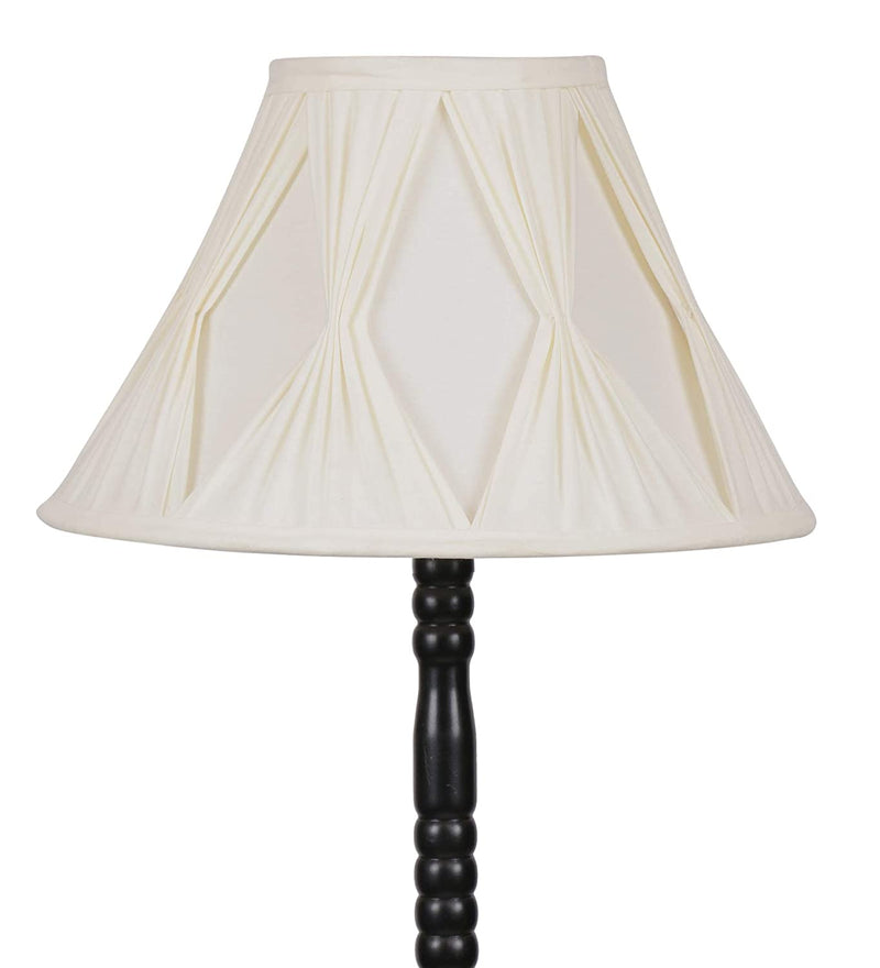 Off White Curtain Pleated Designer Iron Floor Lamp (Off-White)