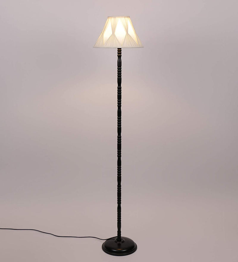 Off White Curtain Pleated Designer Iron Floor Lamp (Off-White)