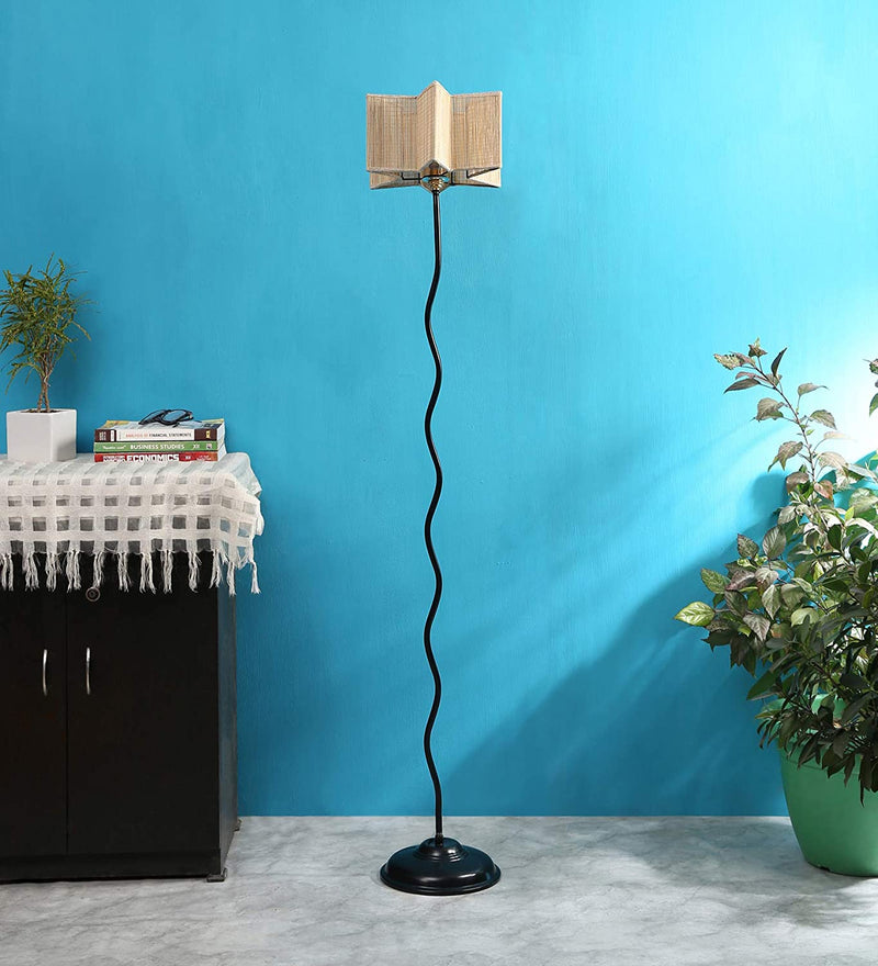 Bamboo Star Zig Zag Iron Floor Standing Lamp (Natural)