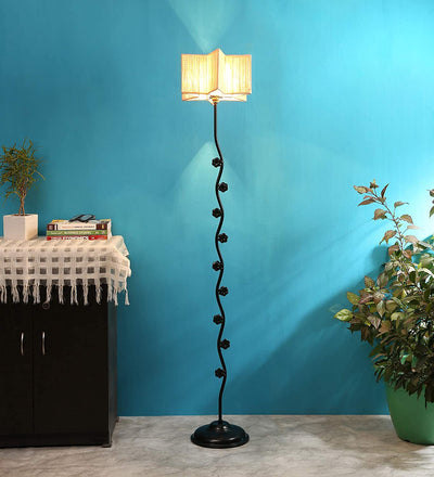 Bamboo Star Tikli Iron Floor Standing Lamp (Natural)