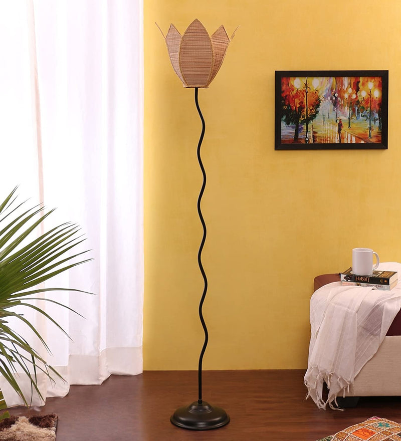 Lotus Bamboo Designer Zig Zag Iron Floor Lamps (Bamboo)