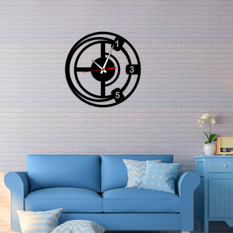 Circles Design Wood Analog Wall Clock