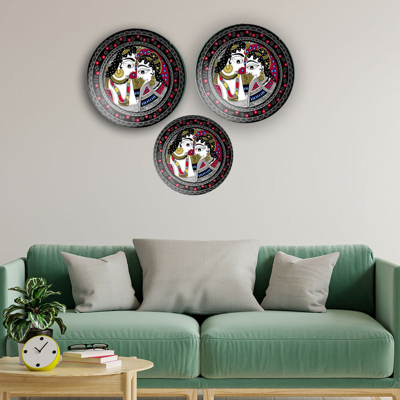 Krishn Radha Madhubani Wall Plates Painting Set of Three
